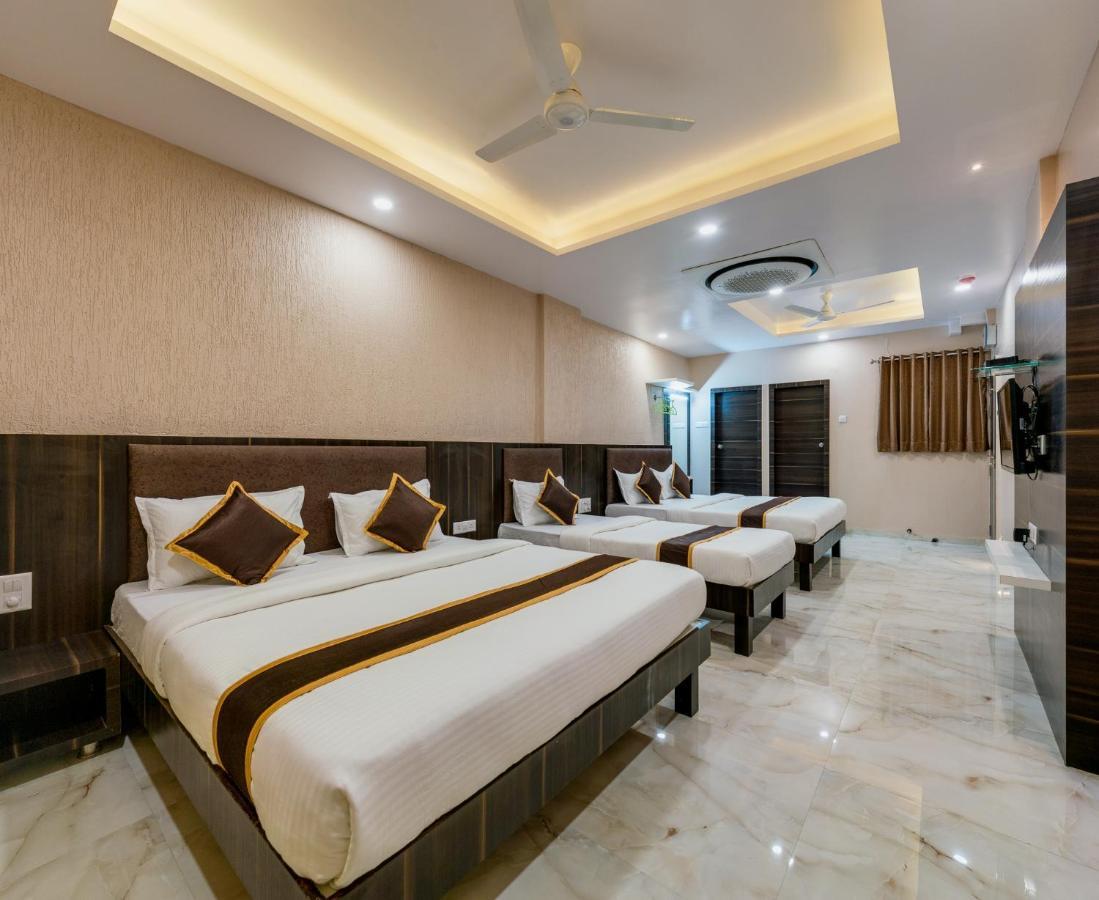 Hotel Aatithya Satkar Near Mahalaxmi Temple Kolhapur Exterior foto